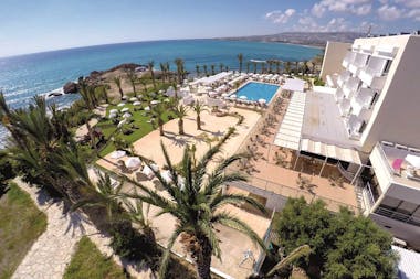 Queens Bay Hotel, Cyprus
