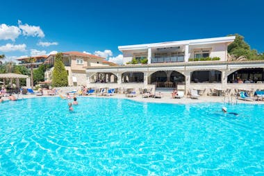 Portes Beach Hotel, Greece