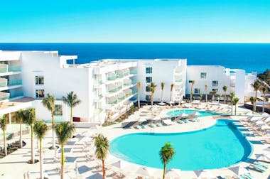 Hotel Lava Beach, Spain